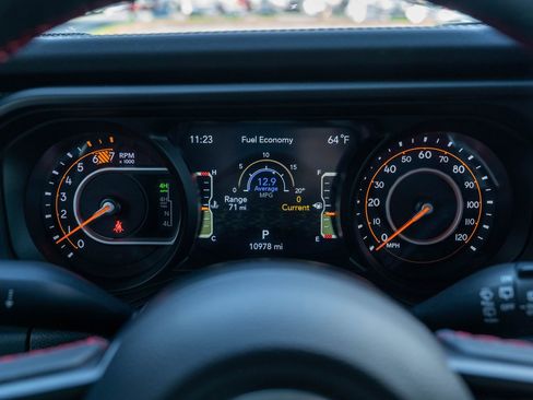 Used 2024 Jeep Wrangler Rubicon 392 image 22