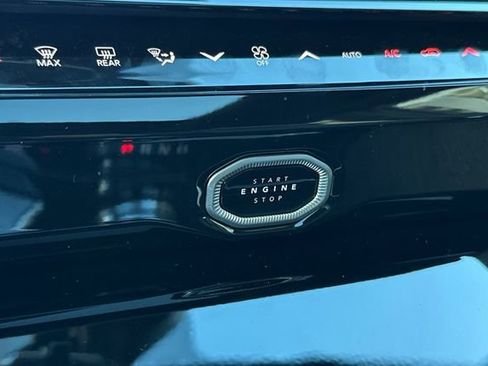 New 2026 Jeep Grand Cherokee L Limited w/ Limited Altitude Package AWD/4WD image 22