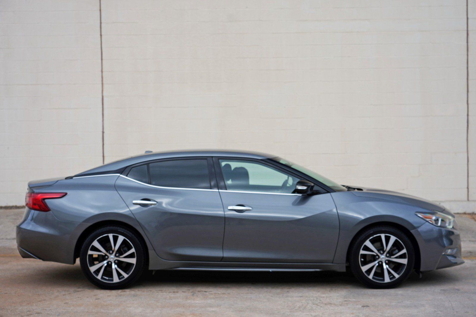 Used 2017 Nissan Maxima 3.5 SV FWD image 45
