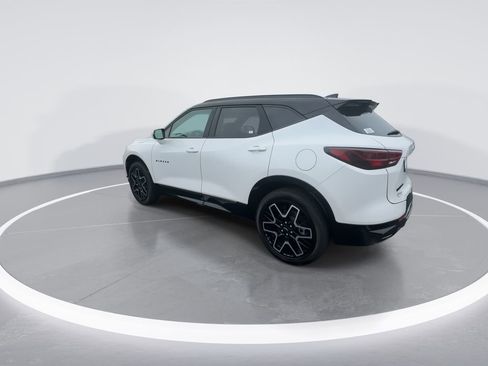 Used 2024 Chevrolet Blazer RS w/ Driver Confidence II Package image 6