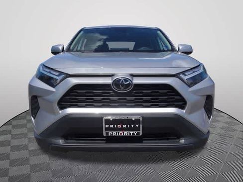 Used 2023 Toyota RAV4 LE AWD/4WD image 5