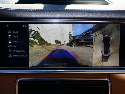 Used 2021 Porsche Panamera 4S image 19