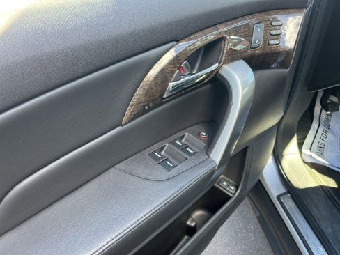 Used 2010 Acura MDX image 9
