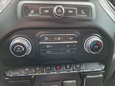 Used 2023 Chevrolet Silverado 1500 Custom RWD image 18