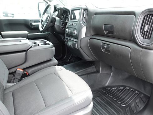 Used 2024 GMC Sierra 2500 Pro w/ Convenience Package image 35