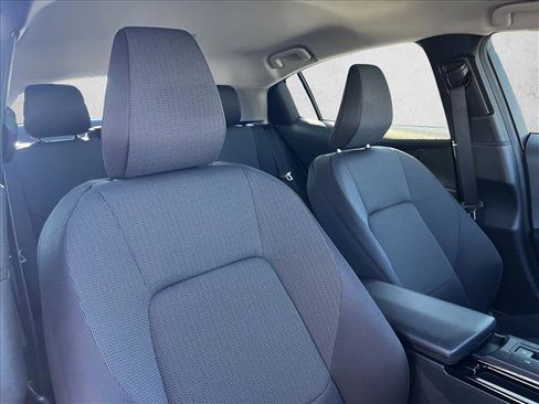 Certified 2025 Toyota Prius LE image 23