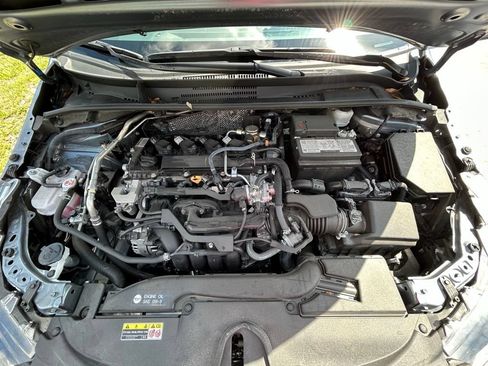 Used 2024 Toyota Corolla LE FWD image 12