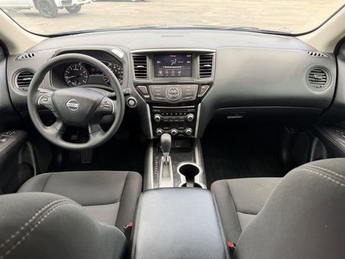 Used 2020 Nissan Pathfinder S image 19