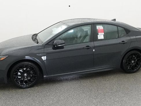 New 2026 Toyota Camry SE FWD image 2