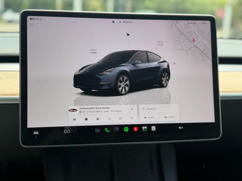 Used 2024 Tesla Model Y Long Range RWD image 26