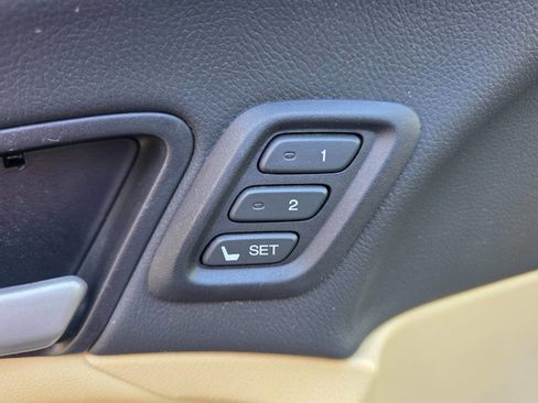 Used 2011 Honda Crosstour EX-L image 10