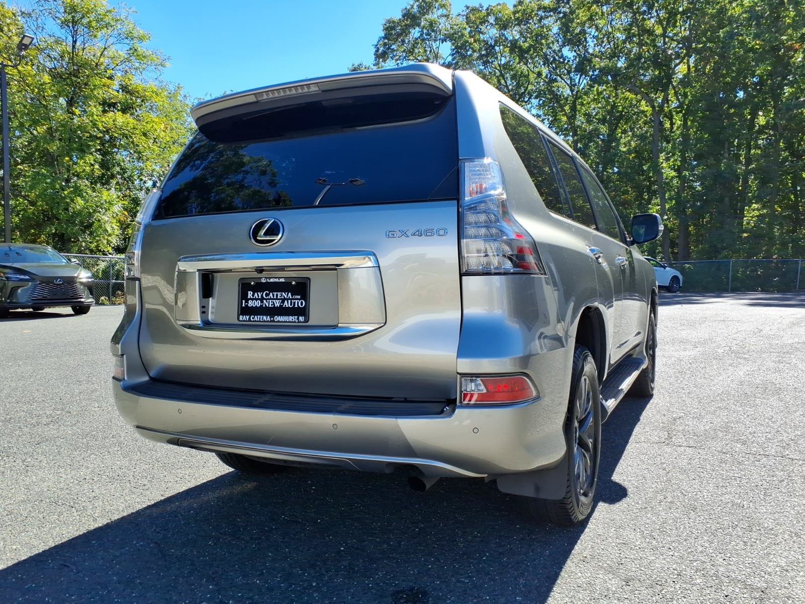 Used 2020 Lexus GX 460 Premium w/ Premium Package AWD/4WD image 25