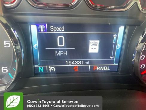 Used 2018 Chevrolet Suburban Premier image 16