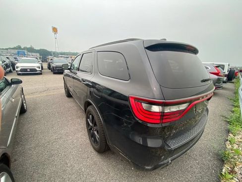 Used 2017 Dodge Durango R/T w/ Blacktop Package AWD/4WD image 4