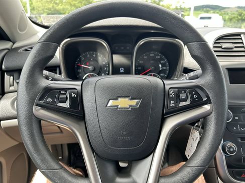 Used 2015 Chevrolet Malibu LS w/ Protection Package FWD image 25