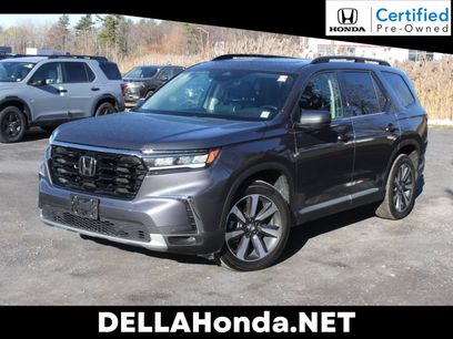 Certified 2025 Honda Pilot Touring