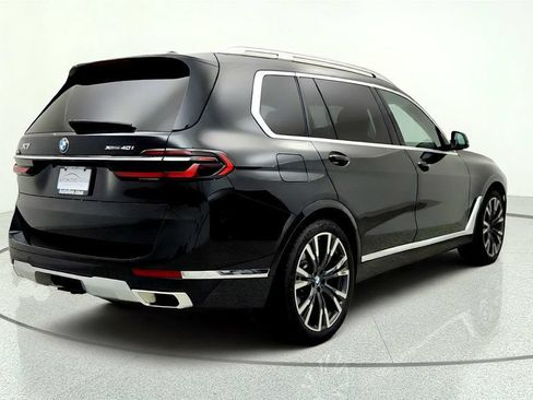 Used 2025 BMW X7 xDrive40i w/ Premium Package AWD/4WD image 5