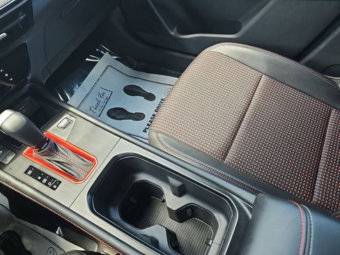 Used 2025 Nissan Kicks SR FWD image 28