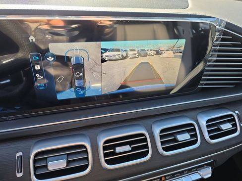 New 2026 Mercedes-Benz GLS 450 4MATIC image 20