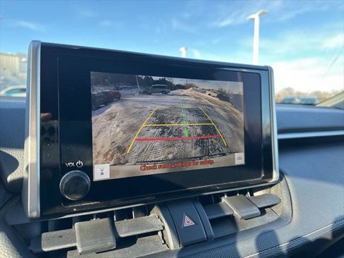 Certified 2025 Toyota RAV4 XLE image 10