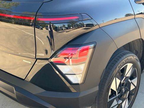 Certified 2024 Hyundai Kona SEL AWD/4WD image 13