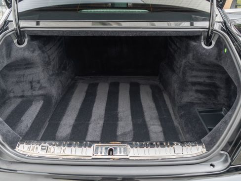 Used 2017 Rolls-Royce Ghost image 9