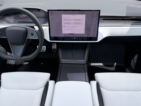 Used 2026 Tesla Model S Plaid AWD/4WD image 54