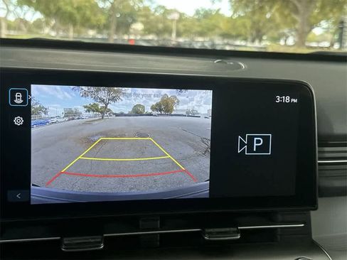 Used 2024 Hyundai Kona SEL image 19