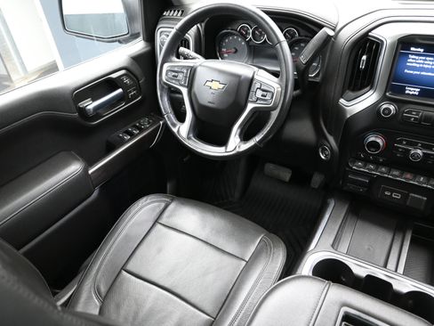 Used 2020 Chevrolet Silverado 1500 LTZ w/ LTZ Premium Package image 24
