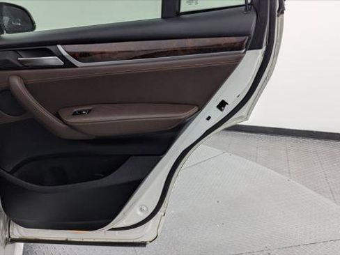Used 2017 BMW X4 xDrive28i image 18