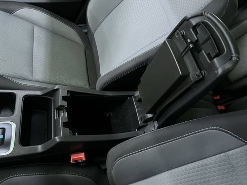 Used 2019 Ford Escape SE AWD/4WD image 25