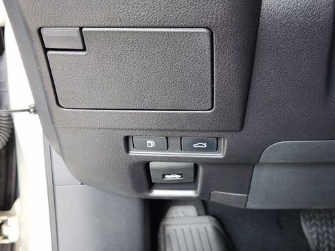 Certified 2023 Lexus ES 300h Ultra Luxury w/ Accessory Package (Z2) FWD image 21