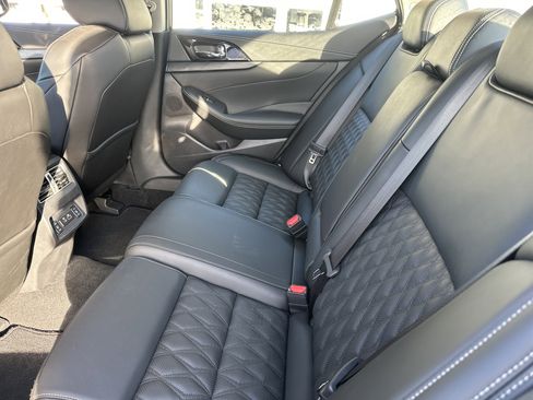 Used 2023 Nissan Maxima Platinum w/ Sport Mat Group image 12