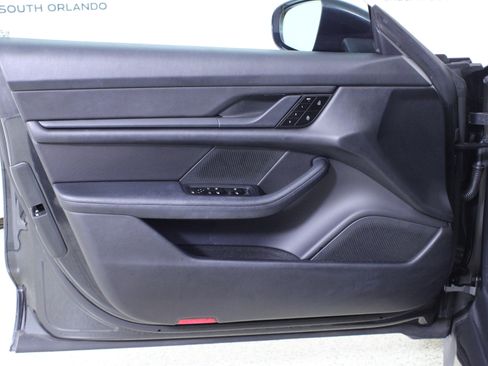 Used 2021 Porsche Taycan 4S image 19