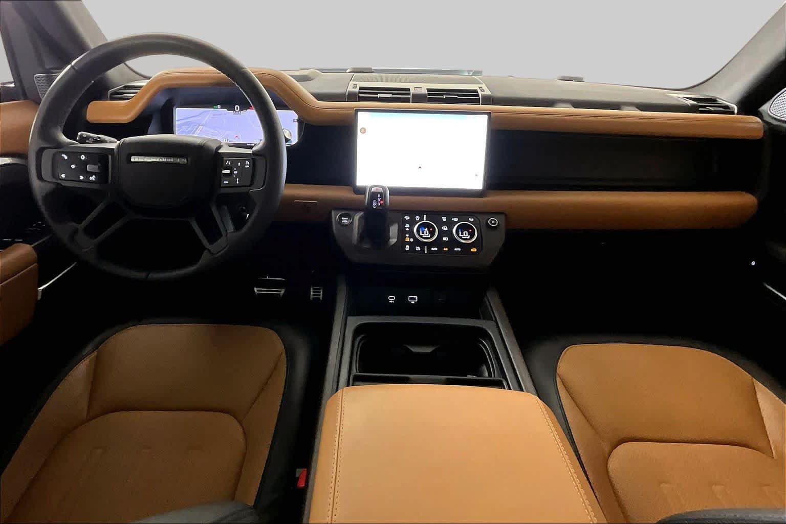 Used 2023 Land Rover Defender 110 X AWD/4WD image 14