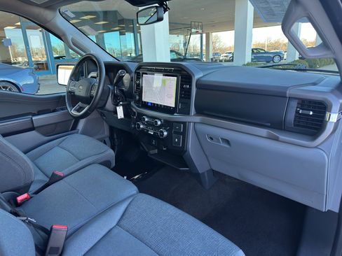 Used 2024 Ford F150 XLT image 30