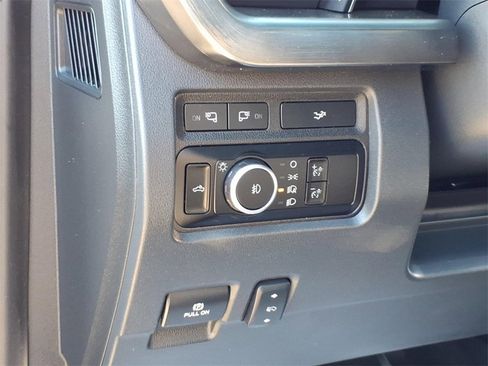 Used 2023 Ford F250 Lariat w/ Lariat Ultimate Package image 19