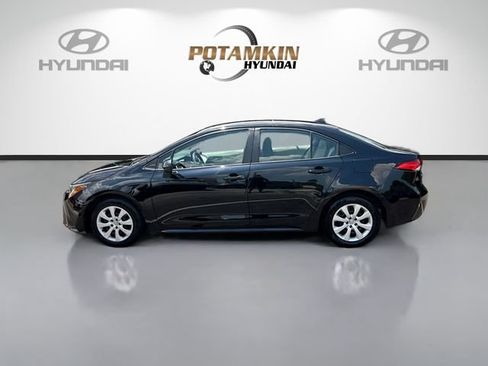 Used 2023 Toyota Corolla LE FWD image 8