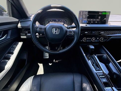 Used 2024 Honda Accord Sport image 9