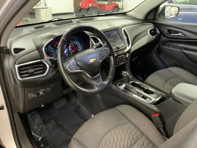 Used 2021 Chevrolet Equinox LT w/ Driver Convenience Package AWD/4WD image 10