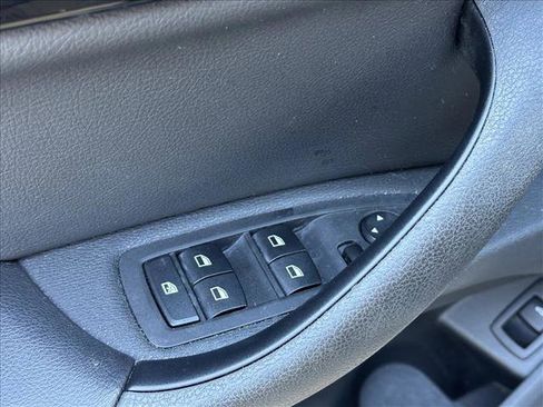 Used 2018 BMW X1 xDrive28i image 16