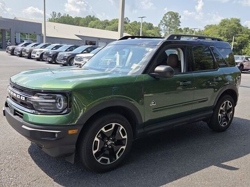 Used 2024 Ford Bronco Sport Outer Banks w/ Tech Package AWD/4WD image 3