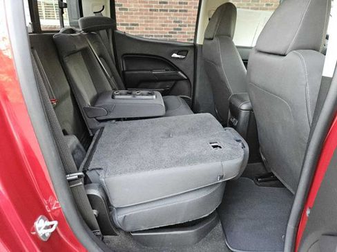 Used 2018 Chevrolet Colorado LT w/ LT Convenience Package image 28