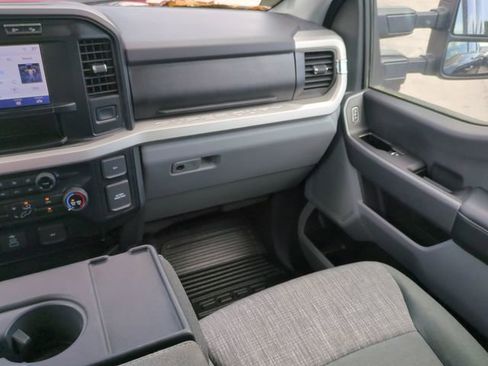 Used 2023 Ford F250 XLT w/ 360-Degree Camera Package AWD/4WD image 17
