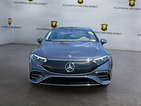 Used 2023 Mercedes-Benz EQS 580 4MATIC Sedan w/ Exclusive Trim Package image 2
