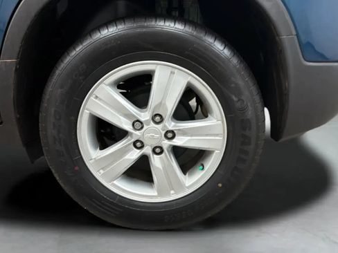 Used 2020 Chevrolet Trax LT FWD image 26