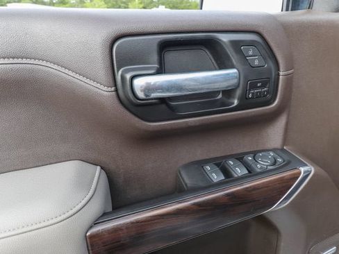 Used 2021 GMC Sierra 1500 SLT AWD/4WD image 14