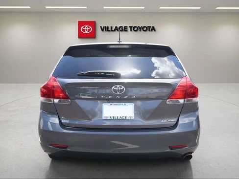 Used 2015 Toyota Venza LE AWD/4WD image 4