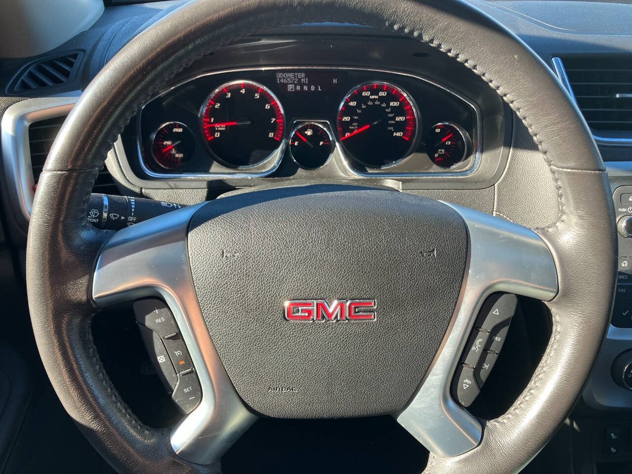 Used 2015 GMC Acadia SLE AWD/4WD image 19