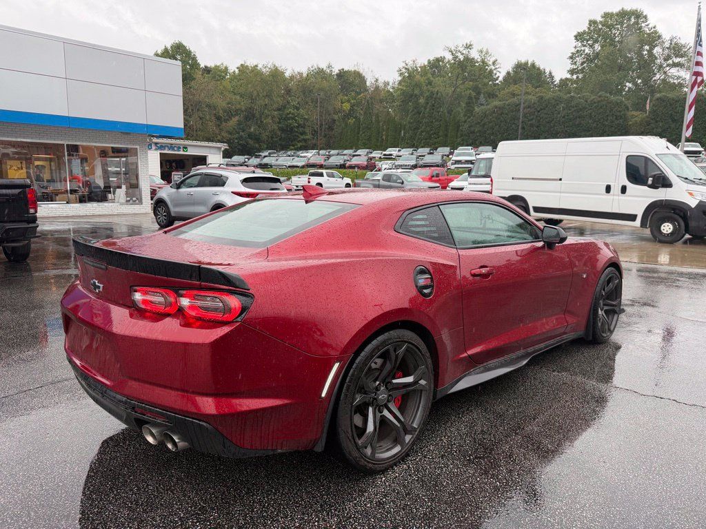Used 2023 Chevrolet Camaro SS RWD image 5